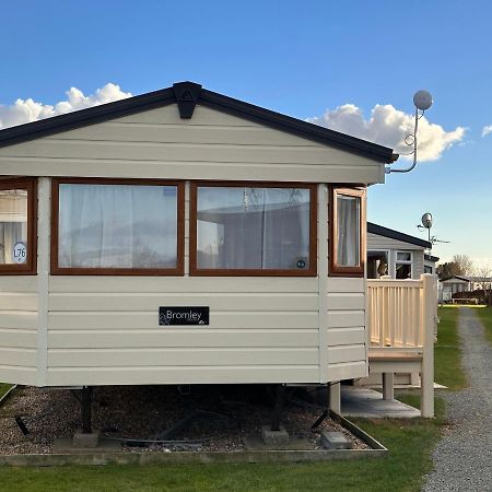 L76 Rickardos Holiday Lets Mablethorpe Exterior photo